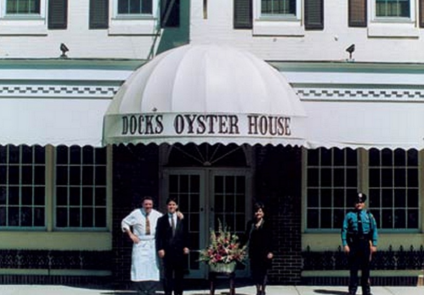 Dock’s Oyster House